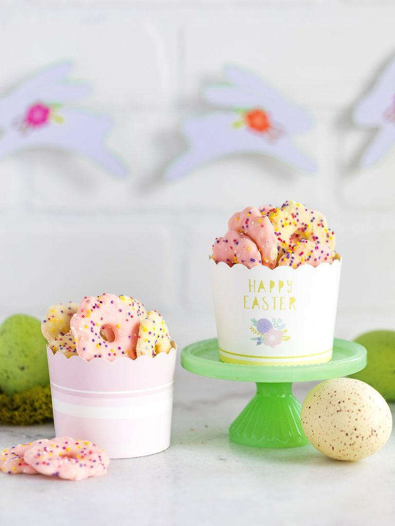 Happy Easter Baking Cups
